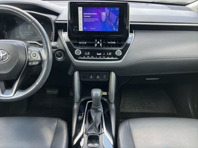 Certified 2023 Toyota Corolla Cross XLE w/ Convenience Package AWD/4WD image 17