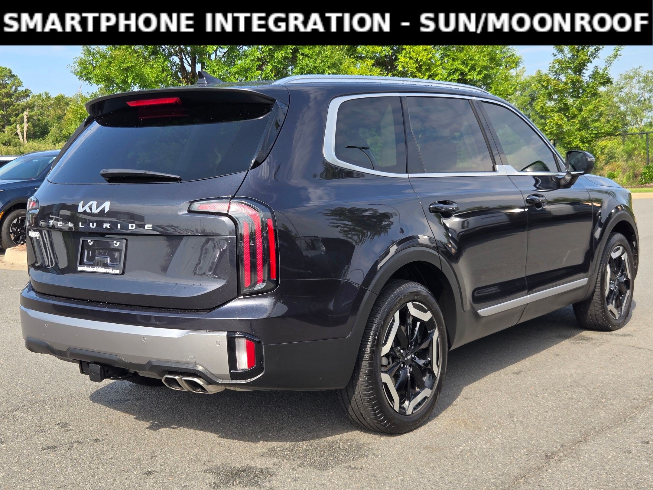Used 2025 Kia Telluride EX w/ EX Captain's Chair Package FWD image 7