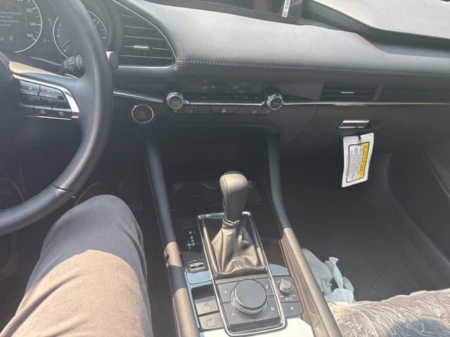 New 2025 MAZDA MAZDA3 Hatchback w/ Appearance Package image 26