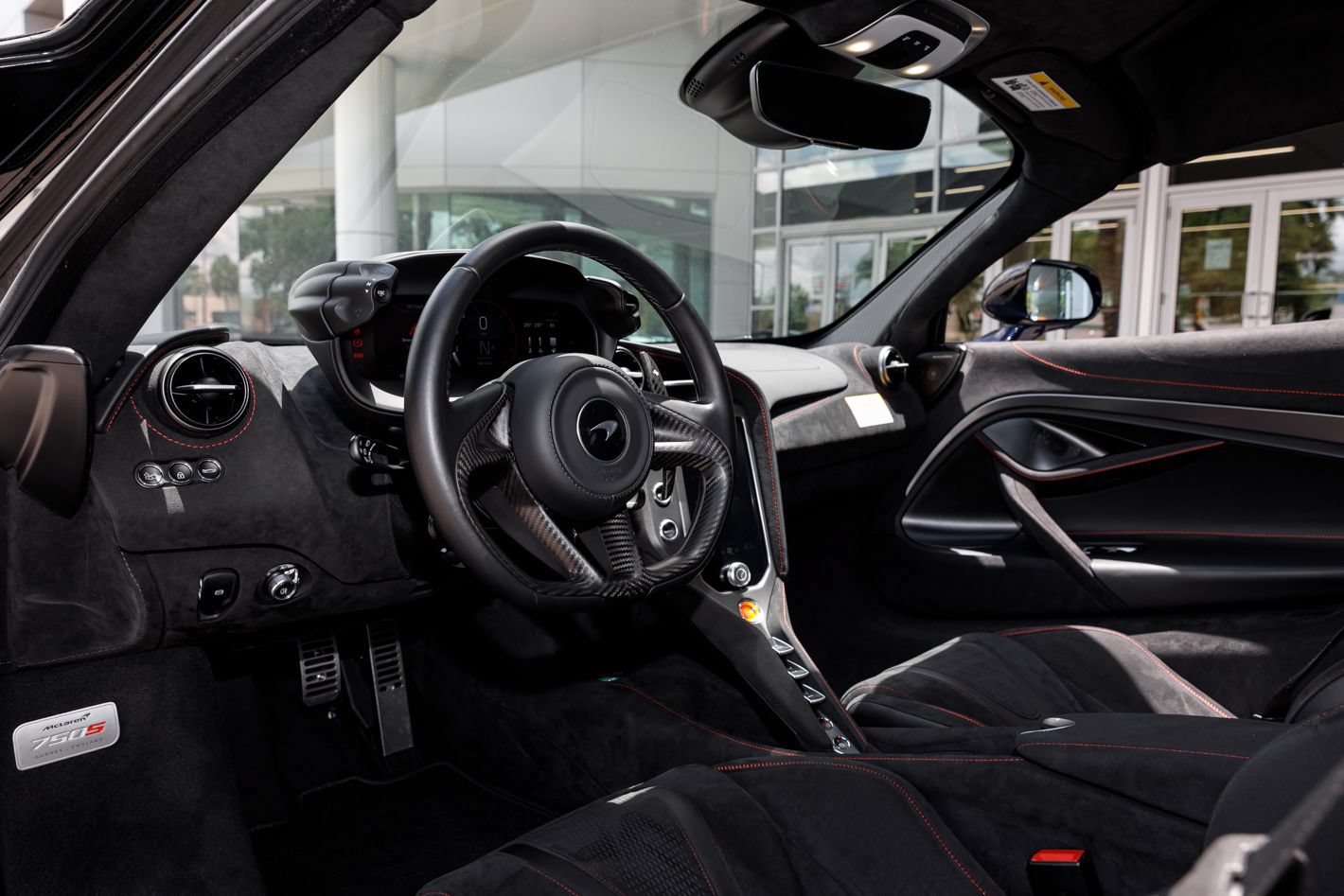 Used 2025 McLaren 750S RWD image 54
