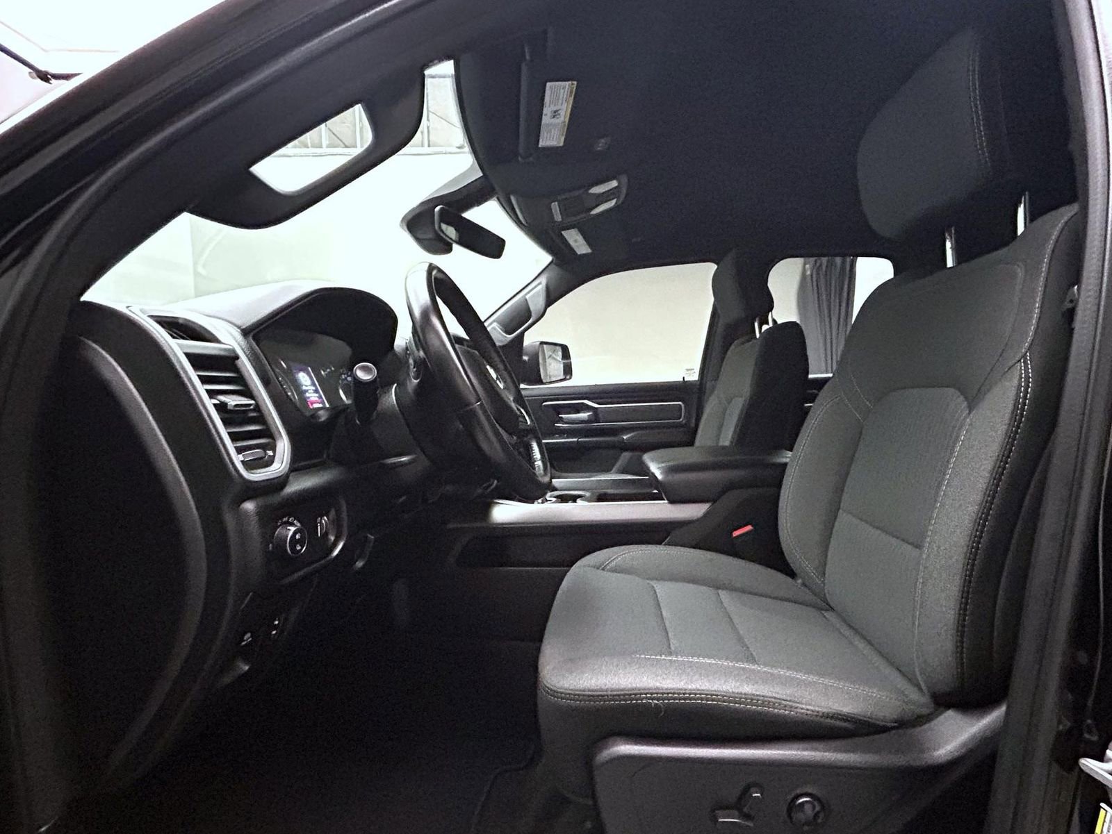 Used 2021 RAM 1500 Big Horn image 10