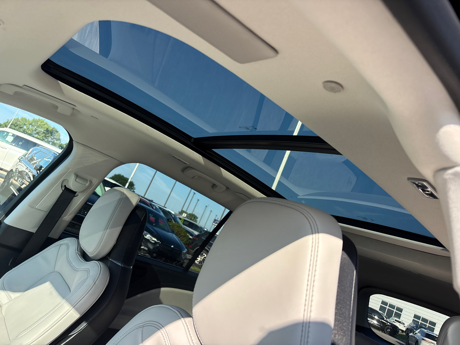 New 2026 Lincoln Aviator Reserve AWD/4WD image 25