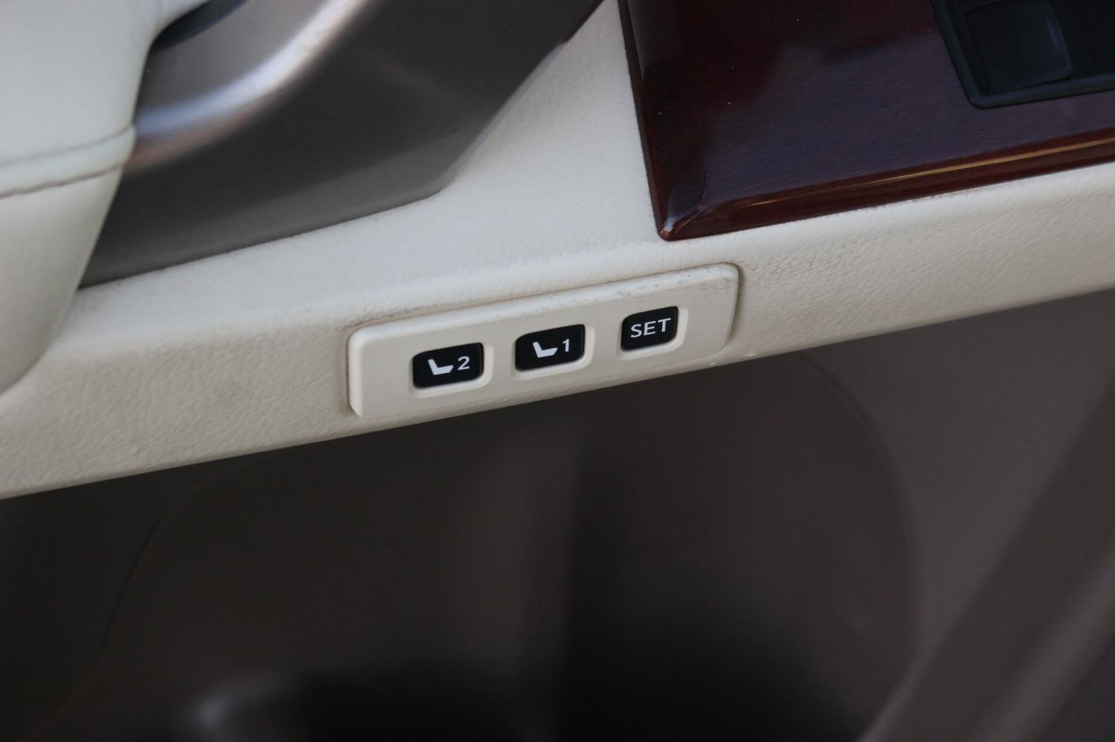 Used 2016 Lexus GX 460 Luxury AWD/4WD image 14