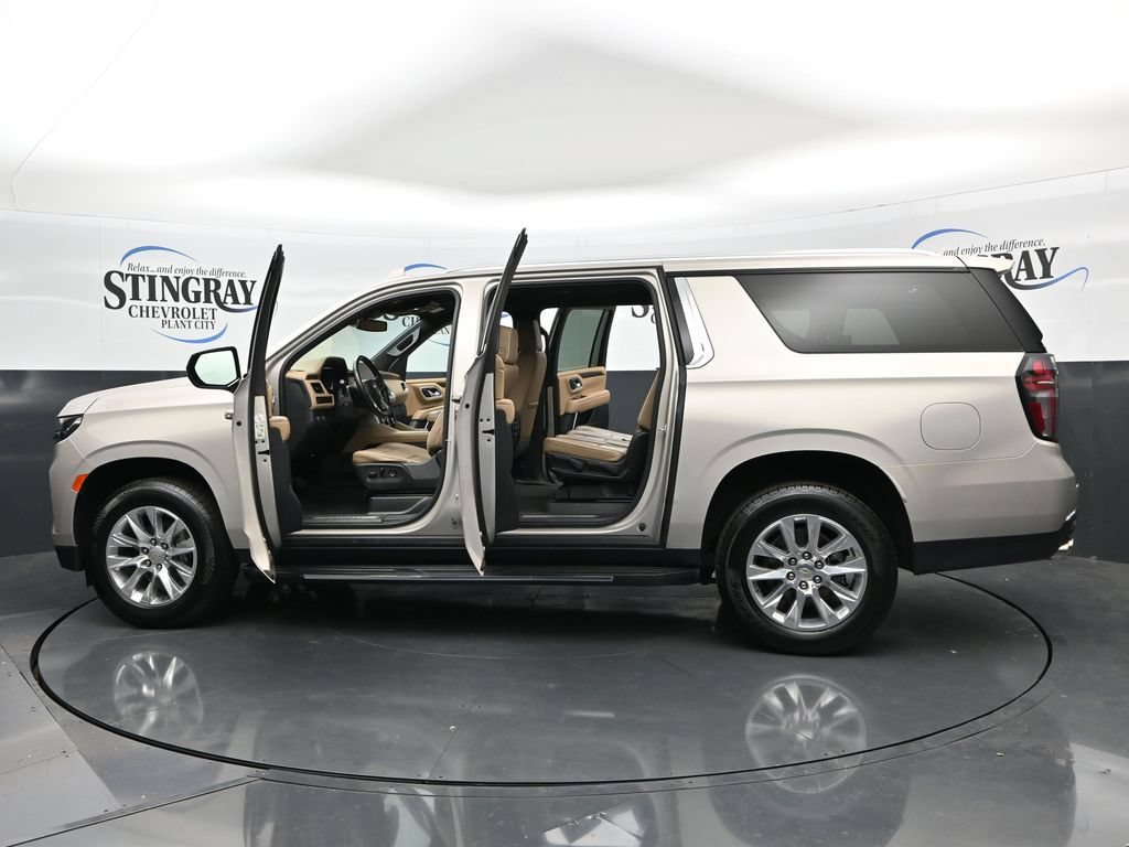 Used 2024 Chevrolet Suburban Premier RWD image 37