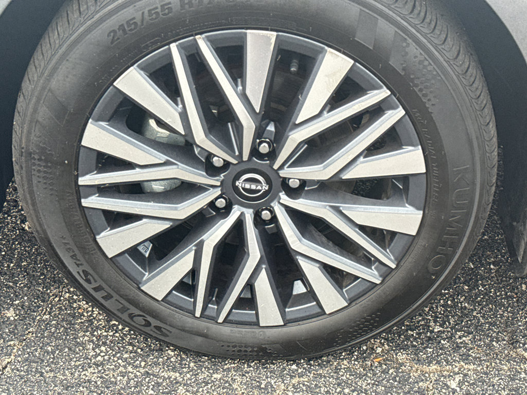 Certified 2024 Nissan Altima 2.5 SV image 9