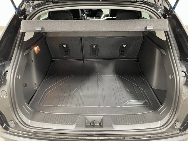 New 2026 Chevrolet Trax LT w/ Driver Confidence Package FWD image 24