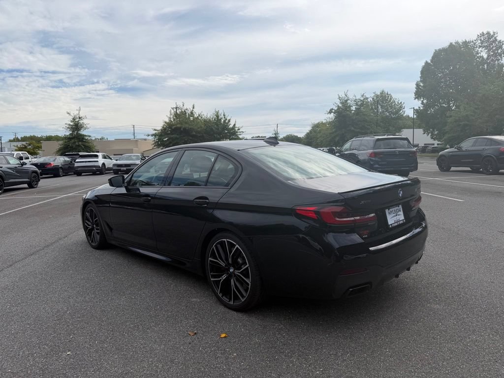 Used 2022 BMW M550i xDrive AWD/4WD image 4