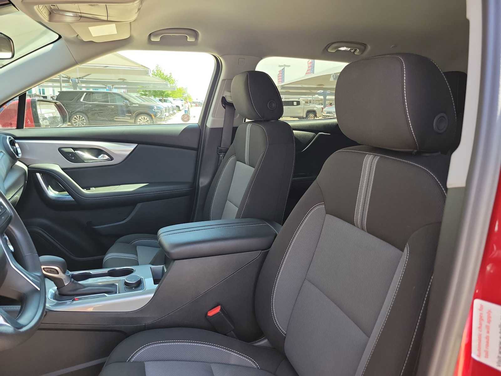 Used 2025 Chevrolet Blazer LT AWD/4WD image 15