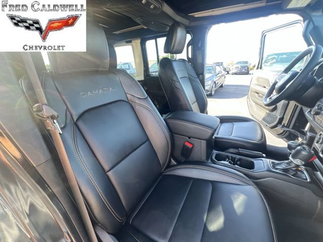 Used 2024 Jeep Wrangler Unlimited Sahara w/ Technology Group AWD/4WD image 33