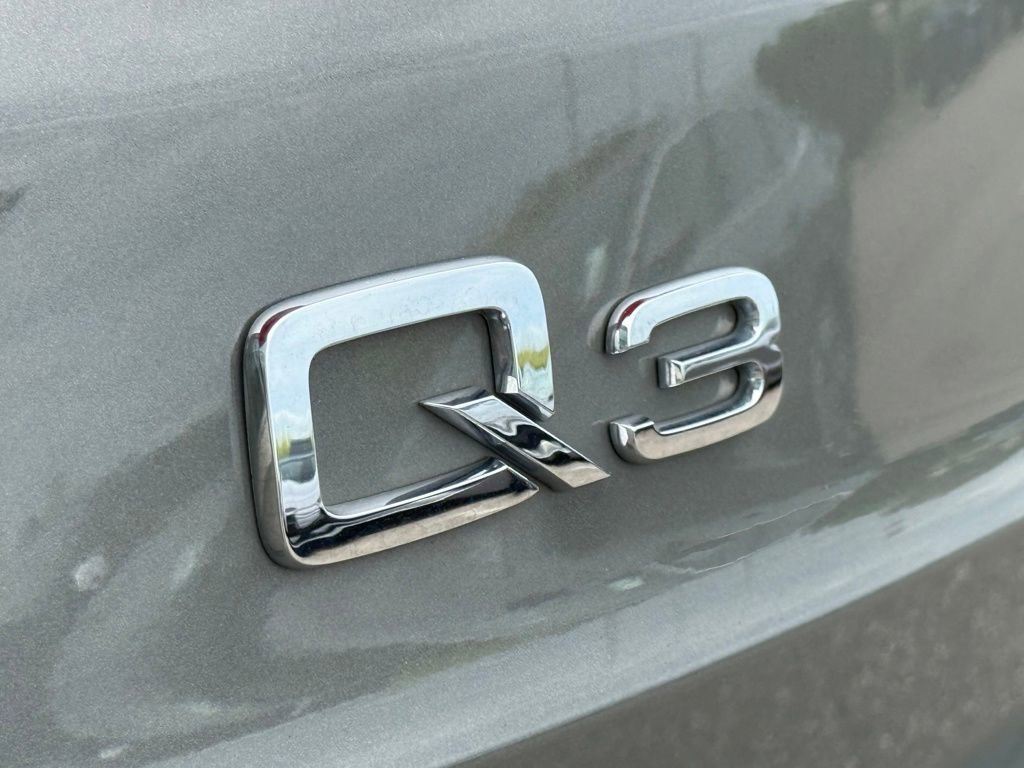 Used 2020 Audi Q3 2.0T Premium w/ Convenience Package image 49