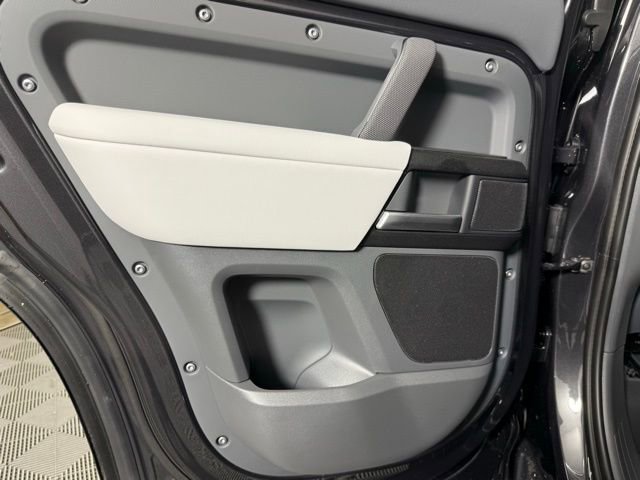 New 2026 Land Rover Defender 130 V8 image 23