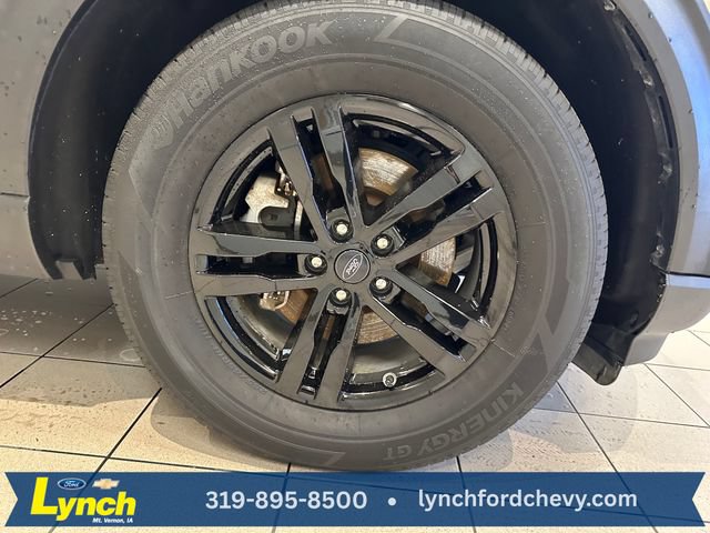 Certified 2024 Ford Explorer XLT w/ Equipment Group 202A AWD/4WD image 32