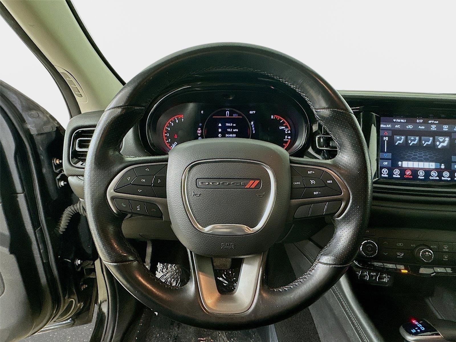 Used 2021 Dodge Durango SXT image 11