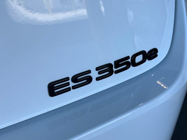 New 2026 Lexus ES 350e FWD image 22