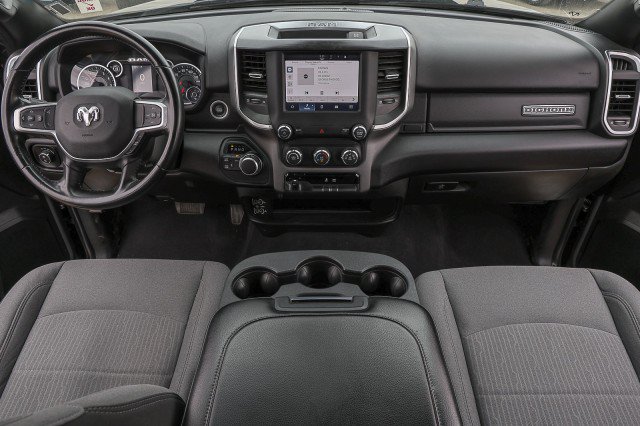 Used 2024 RAM 2500 Big Horn AWD/4WD image 35