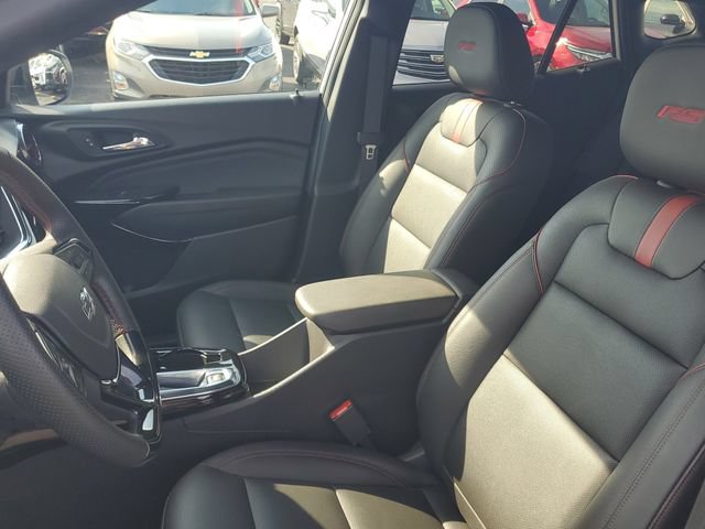 Certified 2025 Chevrolet Trax RS w/ Driver Confidence Package FWD image 16