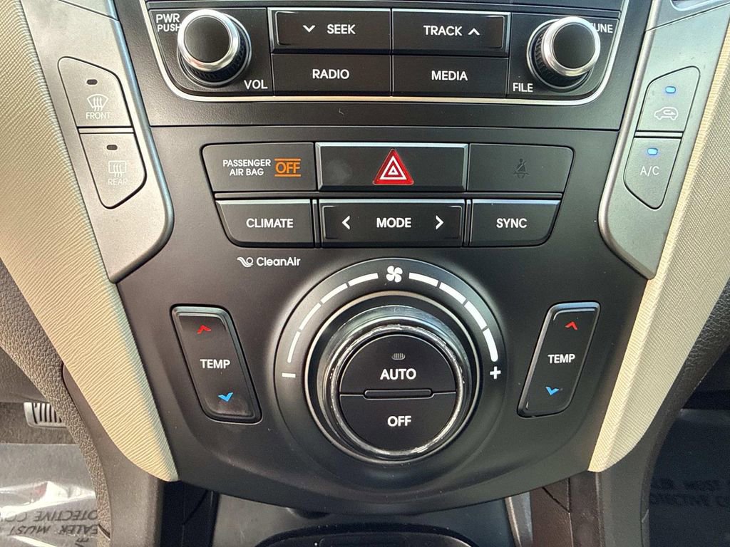 Used 2018 Hyundai Santa Fe Sport w/ 2.4L Value Package 02 image 33