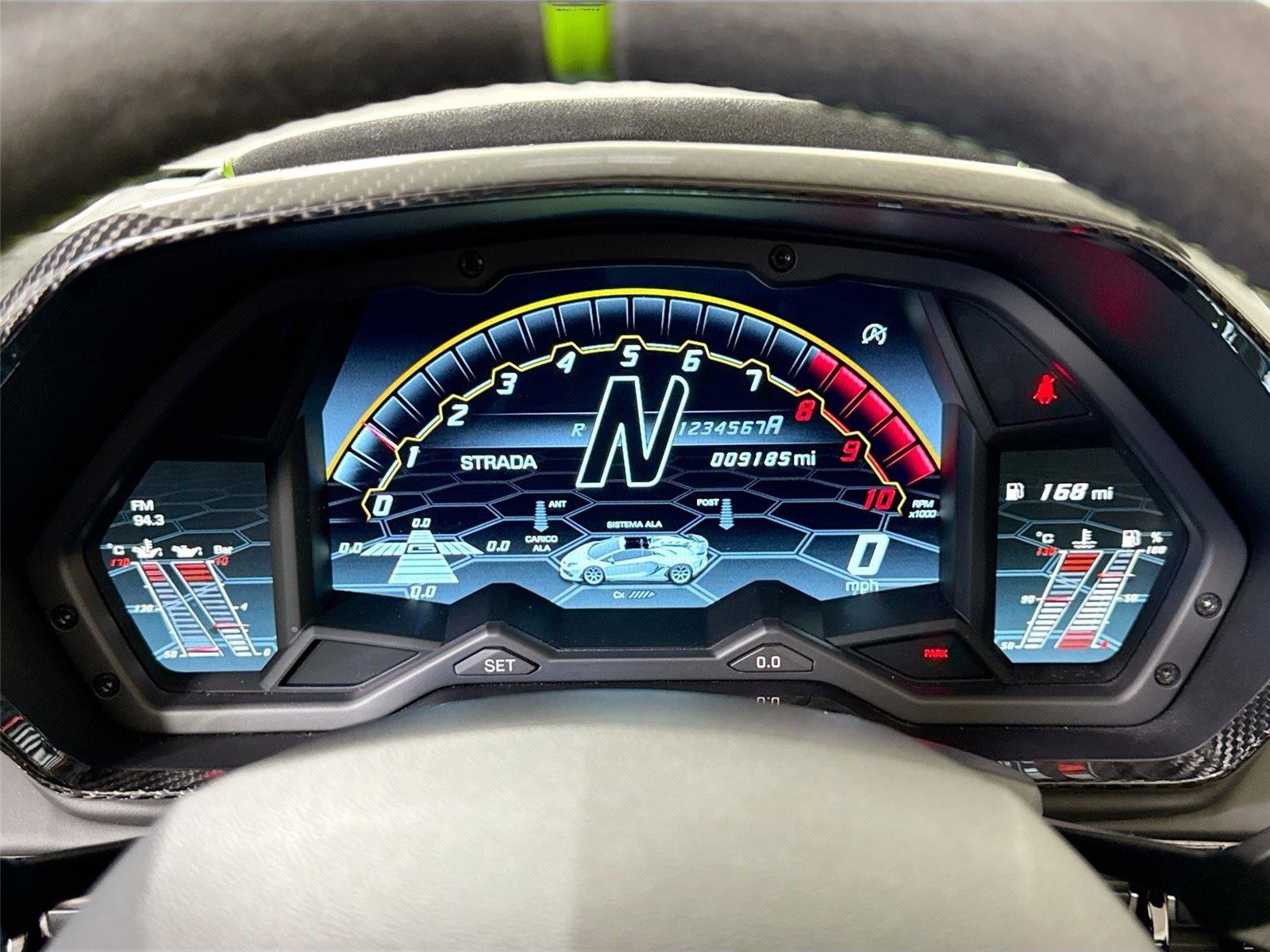 Used 2021 Lamborghini Aventador SVJ AWD/4WD image 18