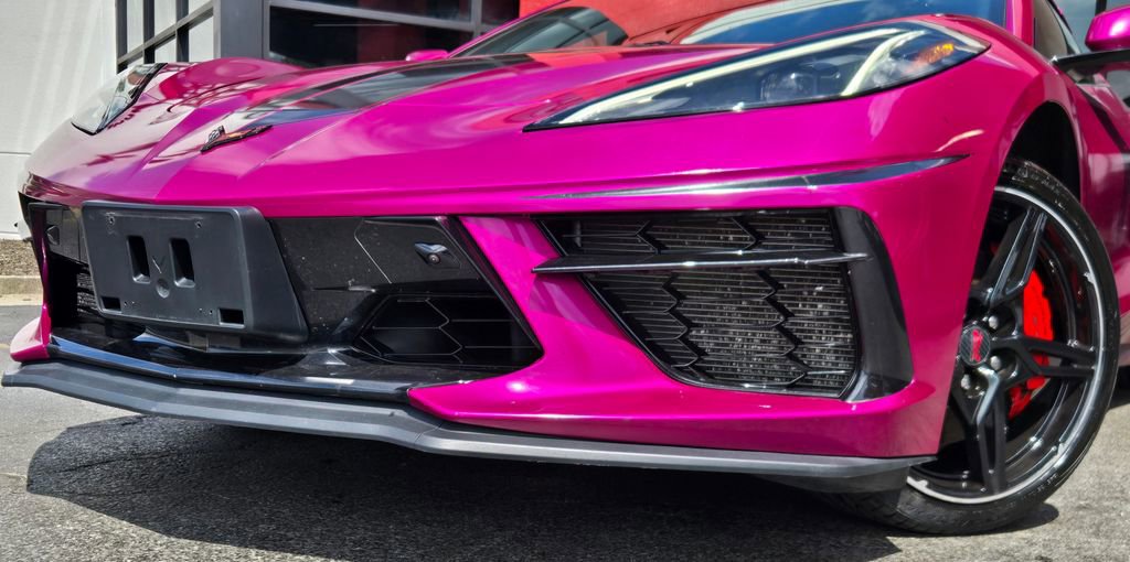 Used 2022 Chevrolet Corvette Stingray Preferred Cpe w/ Z51 Performance Package RWD image 2