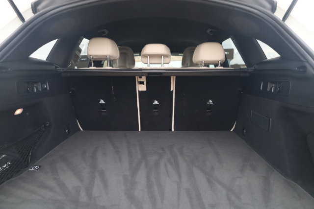 Used 2025 Mercedes-Benz GLC 300 image 25