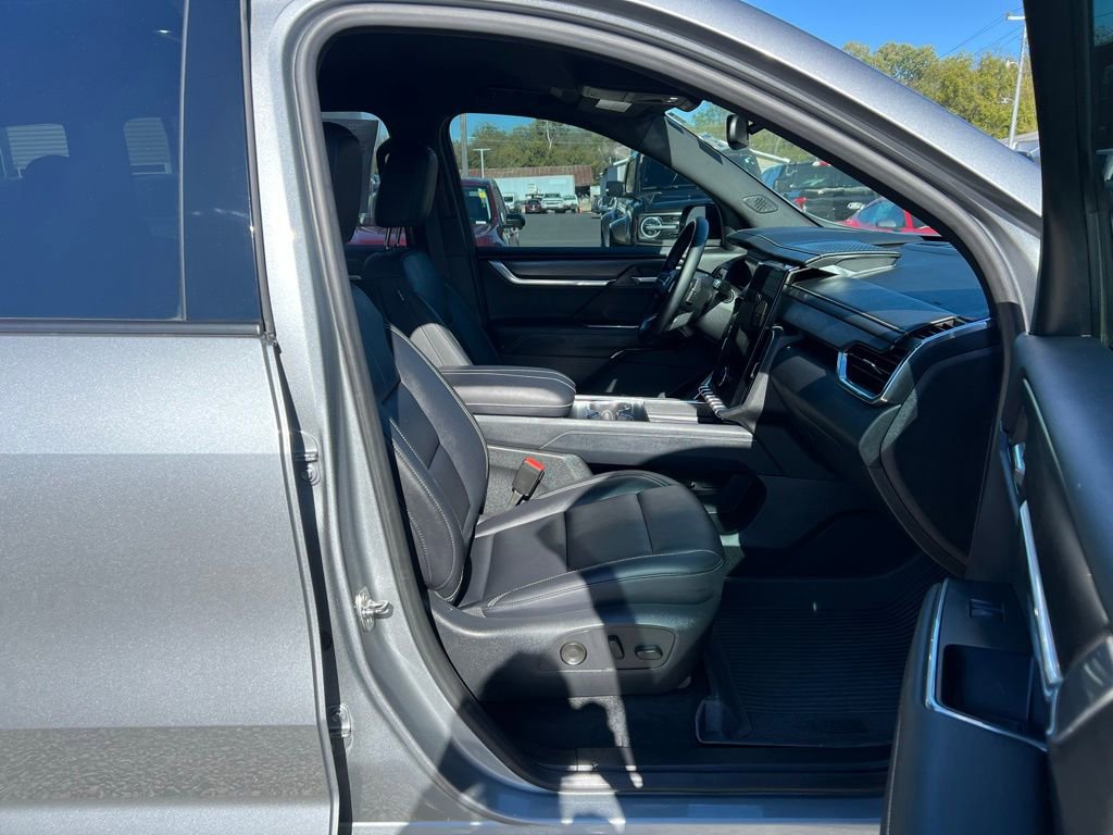 Used 2024 GMC Acadia Elevation w/ Luxury Package image 21