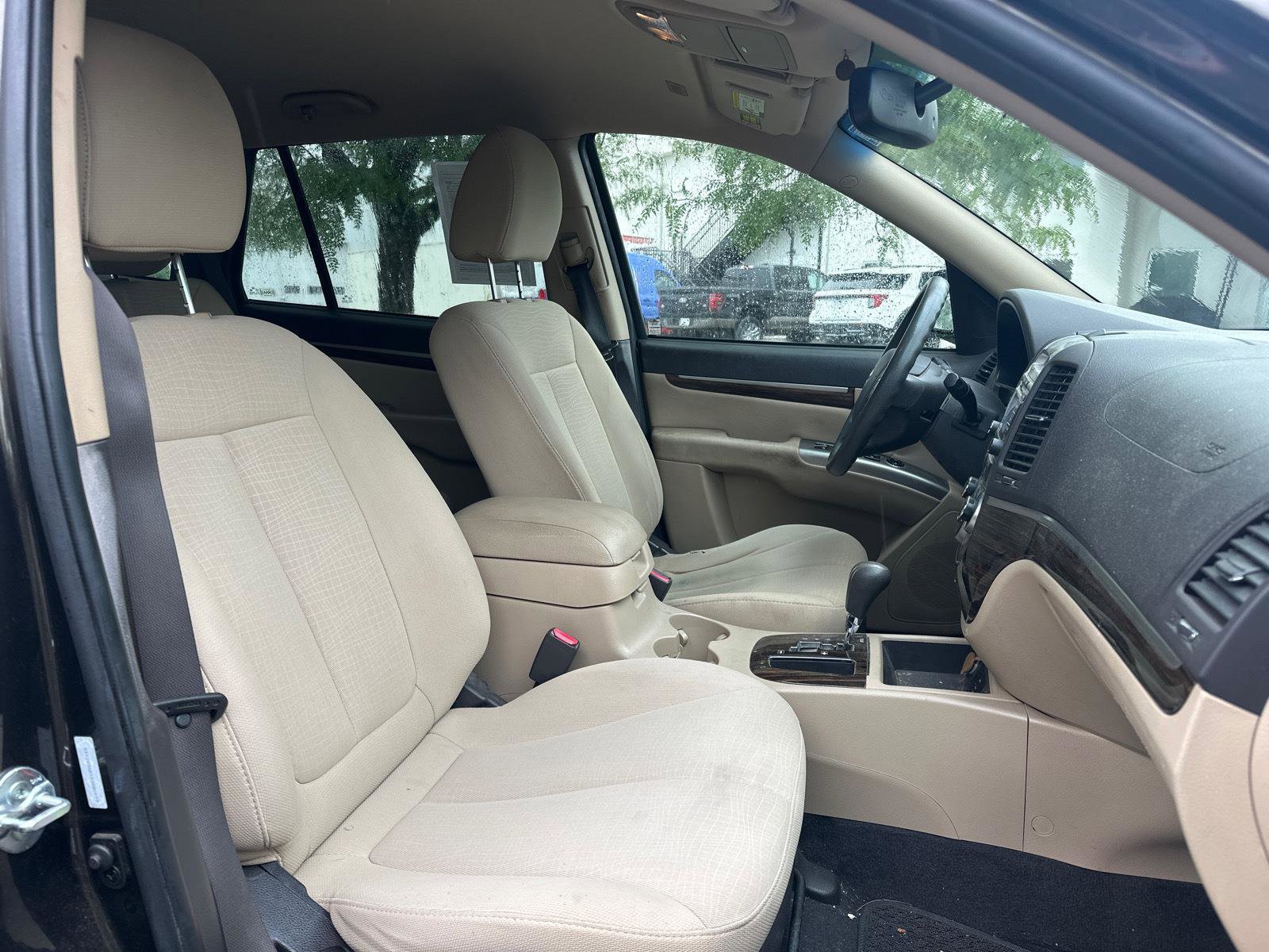 Used 2011 Hyundai Santa Fe GLS FWD image 20