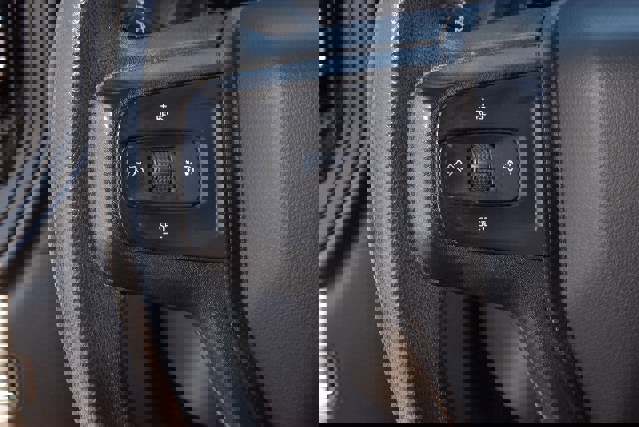 Used 2020 Chevrolet Silverado 1500 Custom w/ Custom Value Package image 22