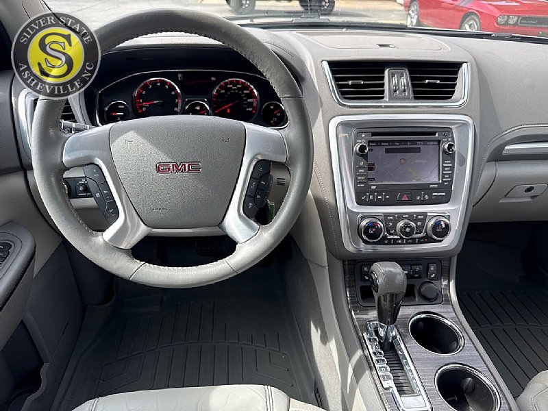 Used 2014 GMC Acadia SLT w/ Technology Package FWD image 24