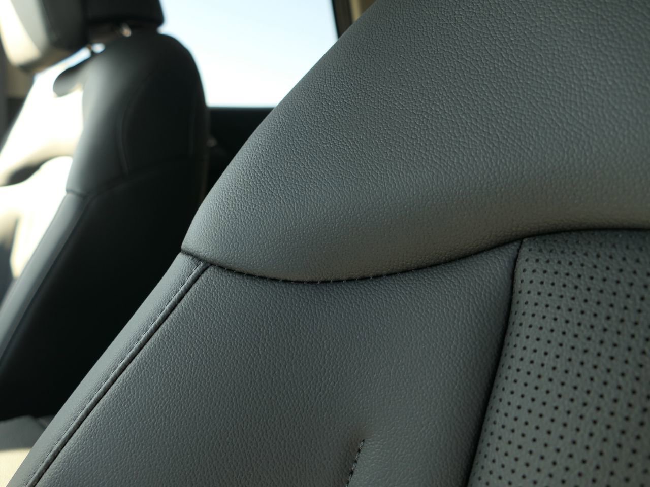 New 2026 Kia Sportage EX image 38