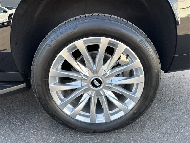 New 2026 Cadillac Escalade ESV 4WD image 4