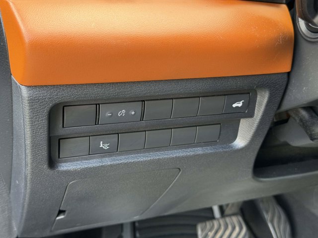 Used 2022 Mitsubishi Outlander SEL AWD/4WD image 26