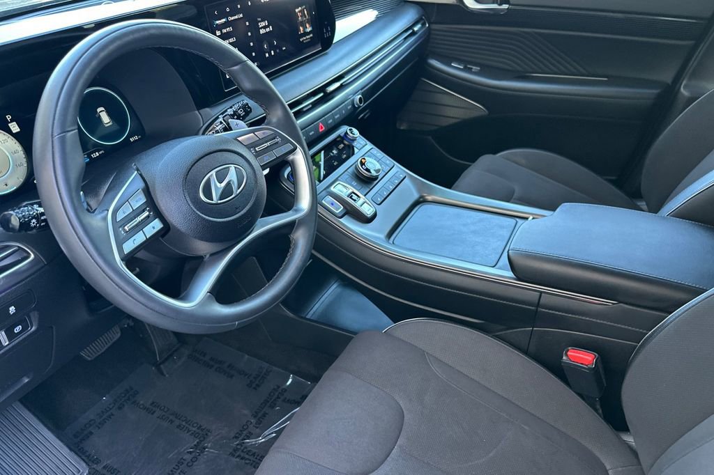 Used 2025 Hyundai Palisade Calligraphy image 7