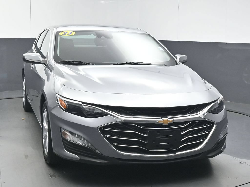 Used 2023 Chevrolet Malibu LT FWD image 2