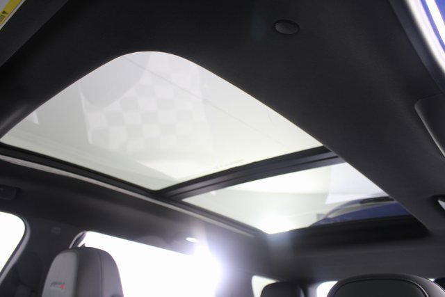 New 2026 GMC Terrain AT4 w/ Convenience Package III image 11