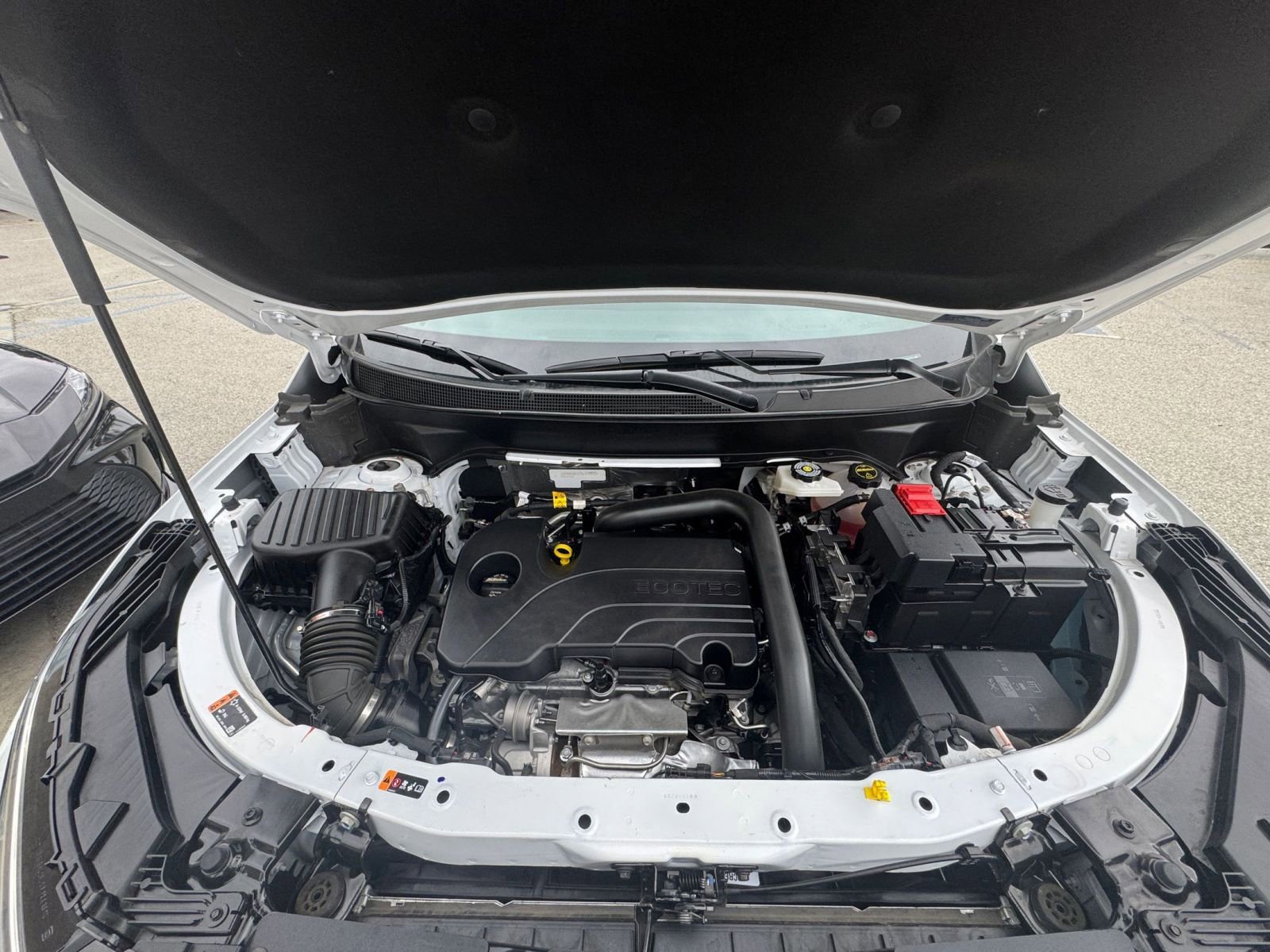 Used 2025 Chevrolet Equinox LT image 31