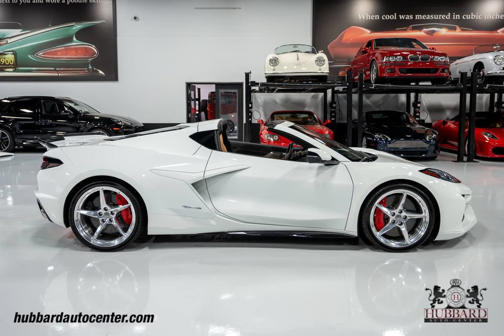 Used 2024 Chevrolet Corvette E-Ray w/ Chrome Exterior Badge Package AWD/4WD image 9