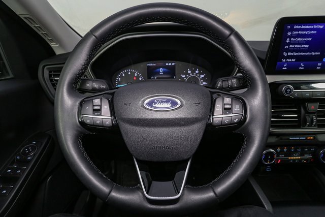 Used 2022 Ford Escape SEL image 28