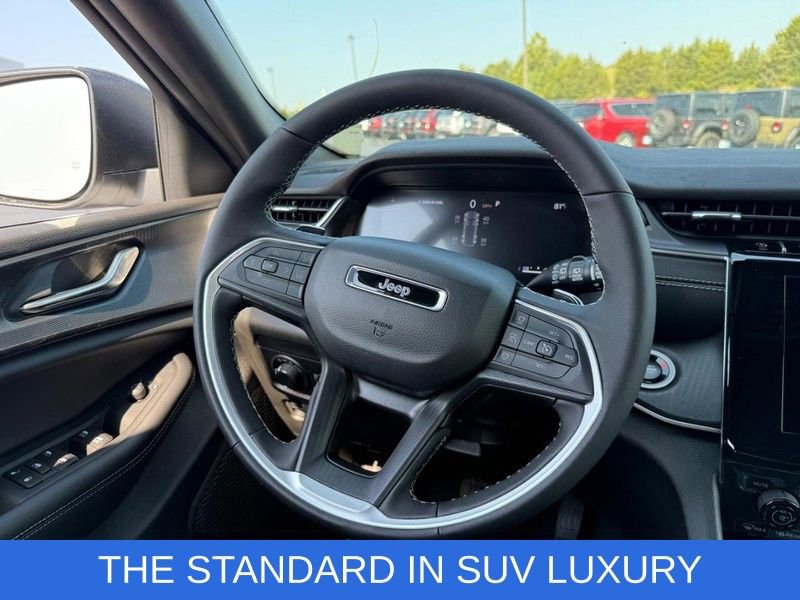 New 2025 Jeep Grand Cherokee Laredo X w/ Luxury Tech Group I image 8