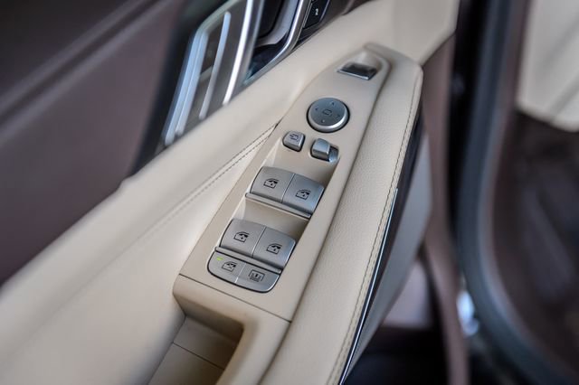 Used 2019 BMW X7 xDrive40i w/ Premium Package image 56