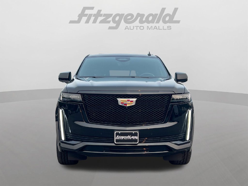 Used 2024 Cadillac Escalade ESV Sport AWD/4WD image 6