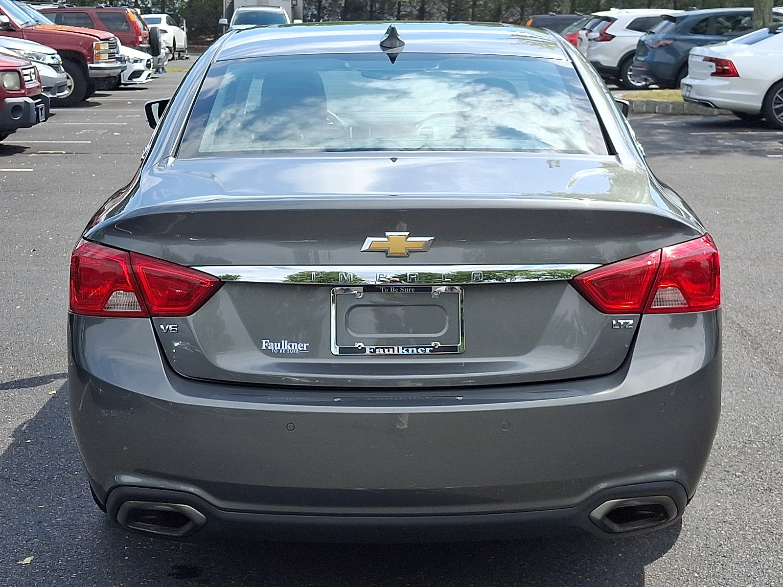 Used 2016 Chevrolet Impala LTZ w/ Enhanced Convenience Package FWD image 5