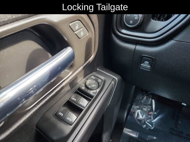Used 2024 Chevrolet Silverado 2500 Custom w/ Custom Value Package AWD/4WD image 36