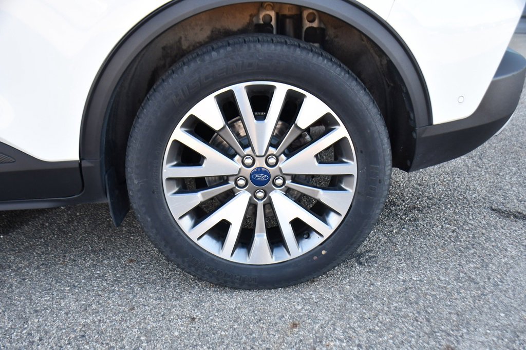 Used 2021 Ford Escape Titanium image 21