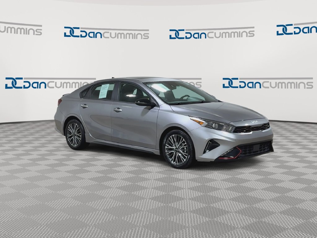 Used 2024 Kia Forte GT-Line w/ GT-Line Premium Package FWD image 2