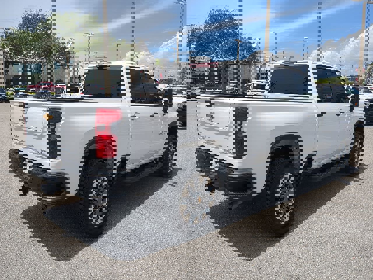Used 2025 Chevrolet Silverado 2500 Custom w/ Custom Value Package image 5
