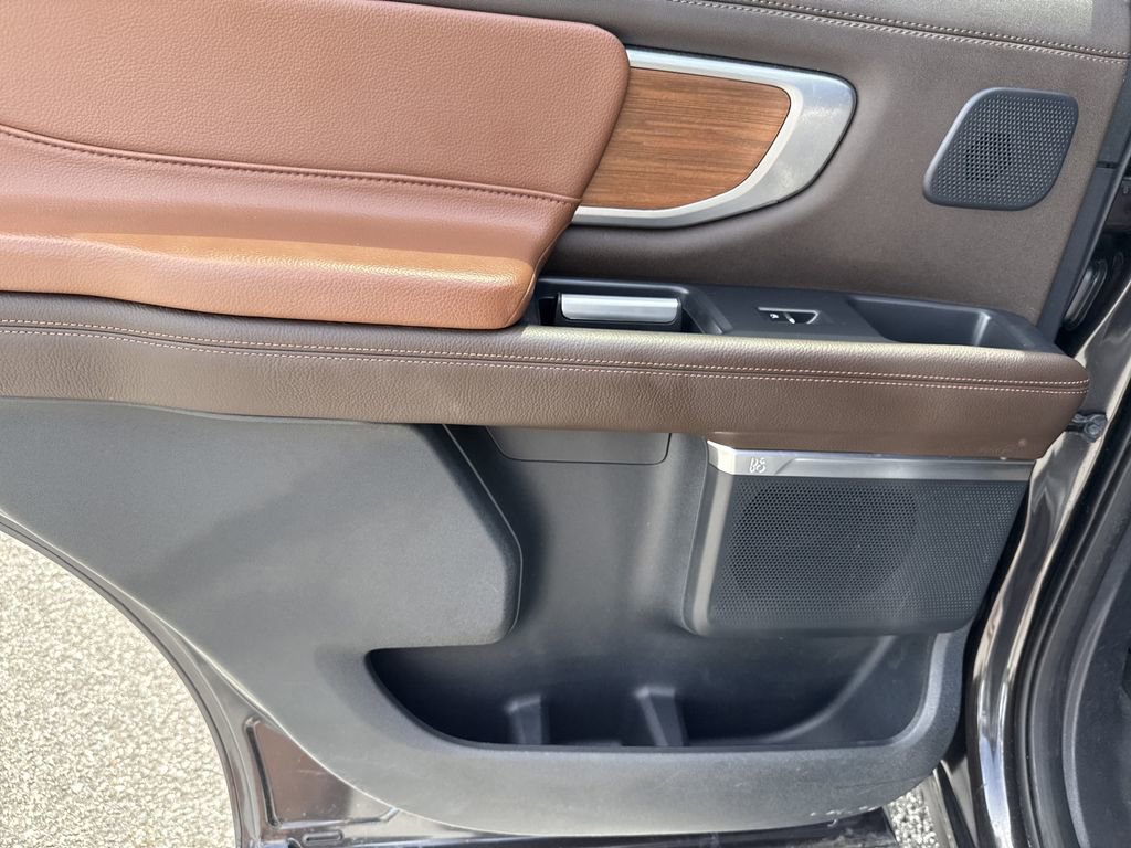 Used 2025 Ford Expedition King Ranch AWD/4WD image 23