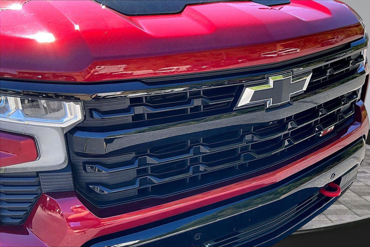 Used 2024 Chevrolet Silverado 1500 LT Trail Boss w/ Convenience Package II AWD/4WD image 29