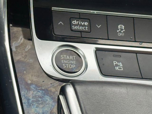 Used 2021 Audi Q7 3.0T Premium Plus image 31