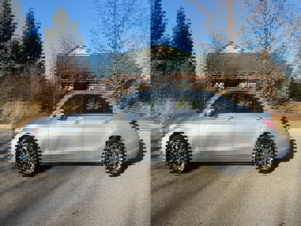 Used 2017 Mercedes-Benz C 300 4MATIC Sedan image 2