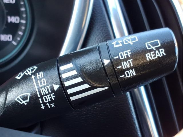 Used 2023 Chevrolet Equinox LT image 27